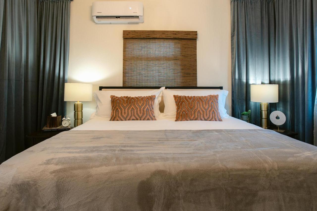 Oakdale Suites - Master Property Медфорд Екстер'єр фото