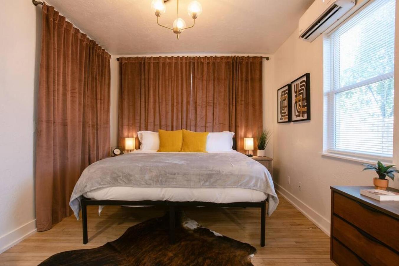 Oakdale Suites - Master Property Медфорд Екстер'єр фото