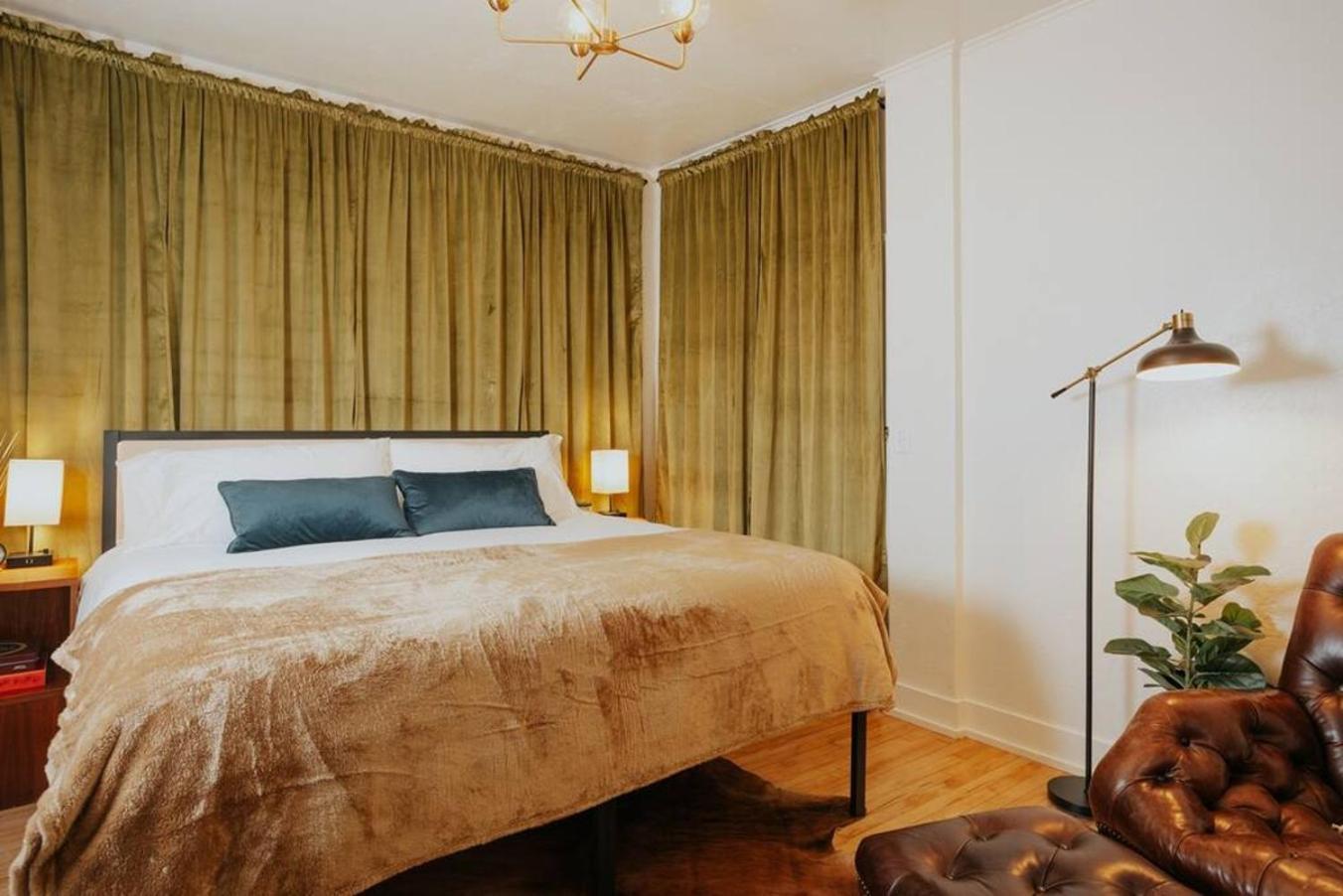 Oakdale Suites - Master Property Медфорд Екстер'єр фото